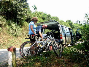 stop_for_picnic_lunch